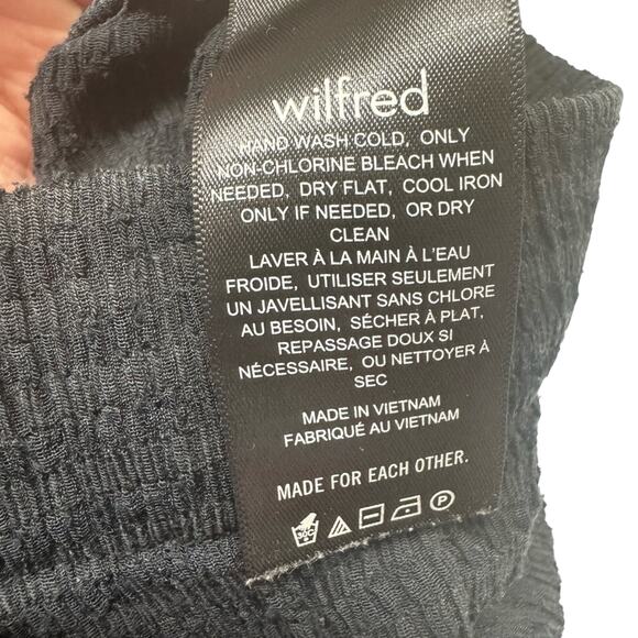 Wilfred Aritzia Crinkle Pull On Black Wide Leg Pants Elastic Sheer Womens Small - Picture 4 of 7